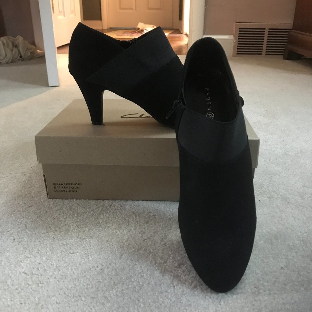 Karen Scott Black Suede Heels